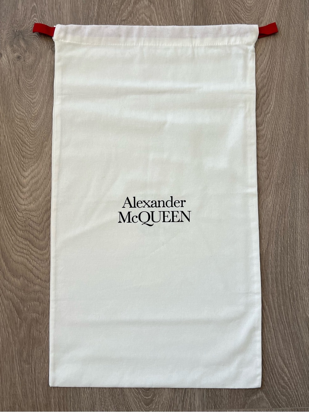 Alexander McQueen dust bag (C231)